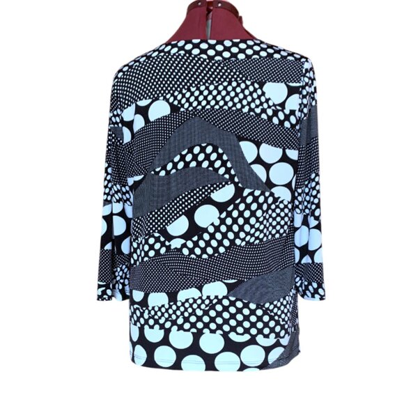 Chic Black & White Abstract Polka Dot Tunic Top – Size large - Picture 4 of 8